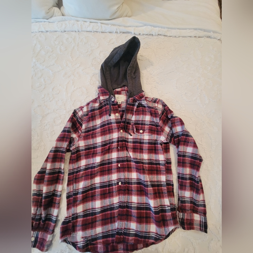 Mens American Eagle Flannel with hood